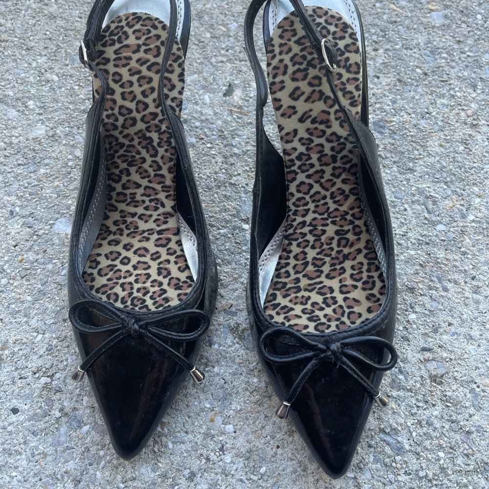 White House Black Market Black heels